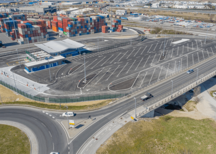 Port of Koper, new multi-storey garage ready for cars