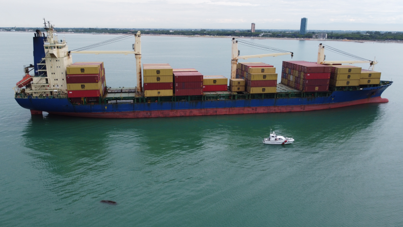 Fermato a Venezia un feeder in arrivo a Trieste
