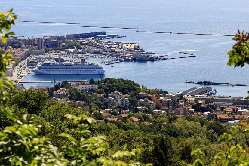 Crociere, Trieste si candida ma a Venezia si protesta