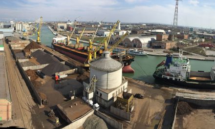 A Venezia cereali dall’Ucraina<h2 class='anw-subtitle'>La prima di sette navi ha lasciato il terminal di Interporto Rivers a Marghera dopo aver scarico durante il week end</h2>