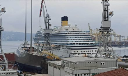 Trieste, “congelamento amministrativo” per il Sailing Yacht “A” dell’oligarca russo Melnichenko