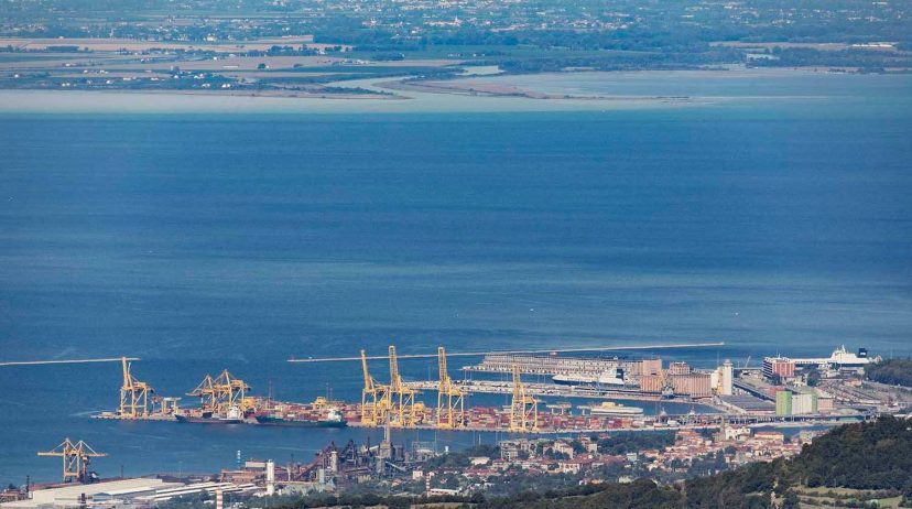 Porto di Trieste, sdoganamento in mare: prima attivazione della procedura