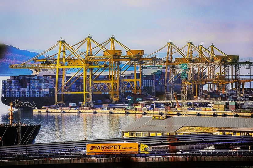 Porto di Trieste, TMT: trimestre in crescita (+5,7%) per i container e terminal congestionato