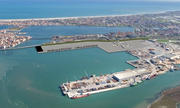 Porto Chioggia, Authority punta su crociere e traffici commerciali: tra un mese prima nave dagli Usa