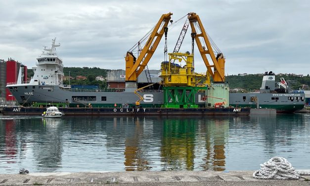 Trieste, nave chiede autoproduzione per motori Wartsila<h2 class='anw-subtitle'>La Uhl Fusion, oggi in rada, prova ad aggirare lo sciopero proclamato per le operazioni del Gruppo finlandese</h2>