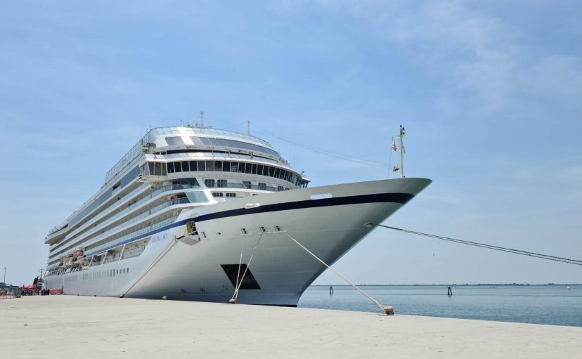 Chioggia accoglie la nave da crociera Viking Sky