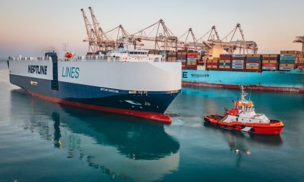 Neptune Barcelona, consegna e viaggio inaugurale<h2 class='anw-subtitle'>Costruita a Fiume, è ormeggiata a Capodistria la car carrier destinata al collegamento con il Far East</h2>