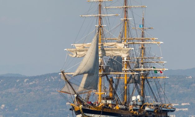 Trieste, l’Amerigo Vespucci alla Barcolana<h2 class='anw-subtitle'>La nave scuola più amata, alla regata più grande del mondo l’8 e il 9 ottobre: aperta al pubblico per visite </h2>