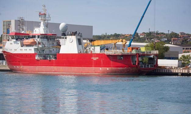 La nave dell’Ogs “Laura Bassi” salva 92 migranti