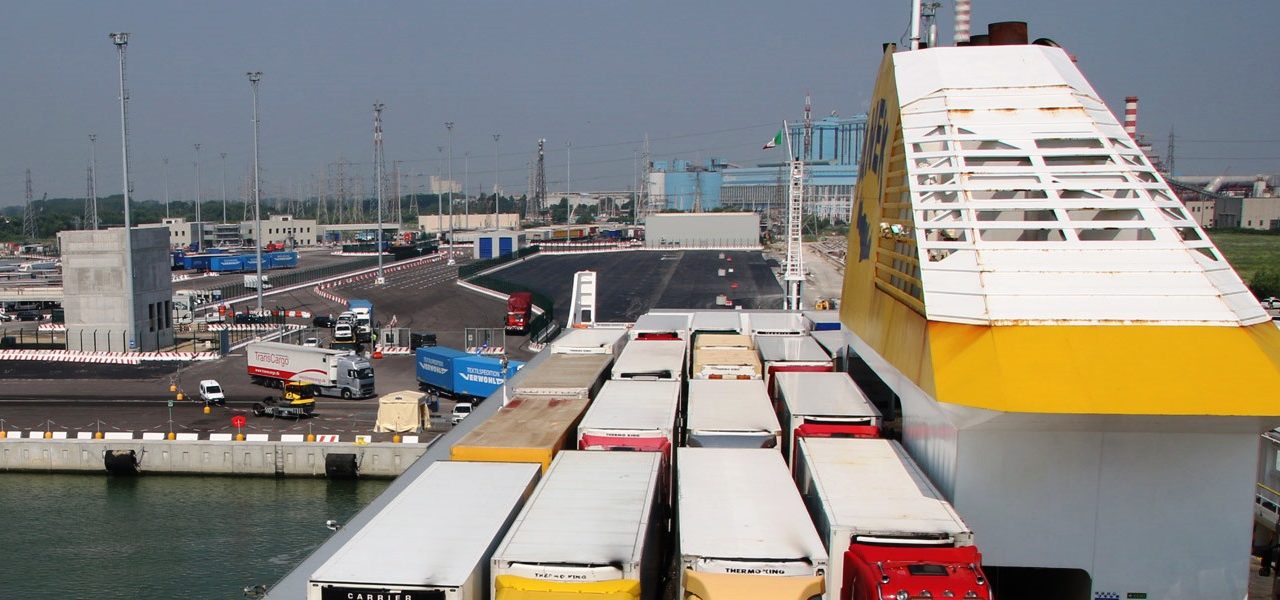 Venice Ro-Port Mos e VTP: accordo per crociere a Fusina<h2 class='anw-subtitle'>Il concessionario per l'Autostrada del mare e Venezia terminal passeggeri assieme per gli approdi diffusi</h2>