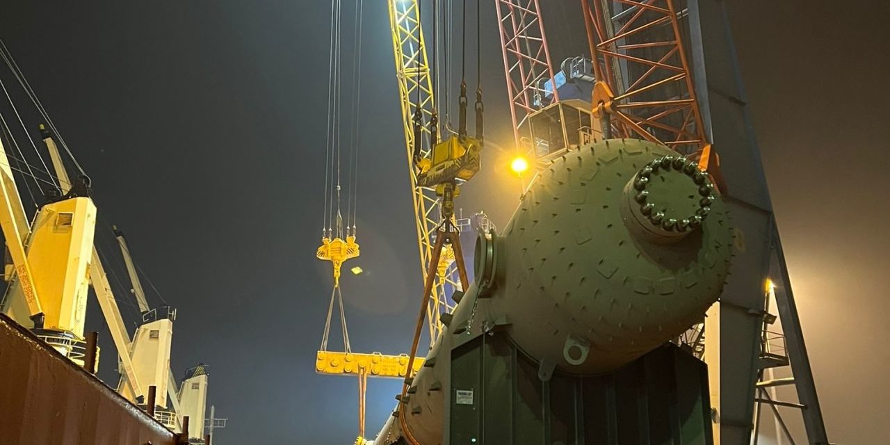 Porto Marghera, FHP imbarca project cargo in sinergia fra terminal<h2 class='anw-subtitle'>Sei colli per un totale di 520 tonnellate imbarcati su una bulk carrier con destinazione Oman</h2>