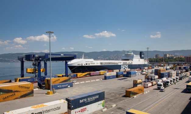 Terremoto Turchia, porto di Trieste hub nazionale per invio aiuti<h2 class='anw-subtitle'>I terminal Ro-Ro dell'Autostrada del mare saranno a disposizione per smistare e spedire le merci a Mersin</h2>