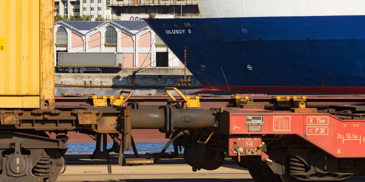 Logistica, Regioni Nordest firmano protocollo<h2 class='anw-subtitle'>Sarà attivato un Tavolo di lavoro per coordinare iniziative su trasporti, intermodalità e infrastrutture ferroviarie</h2>