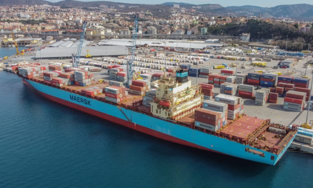 Trieste, Piattaforma logistica passa l’esame della nave record