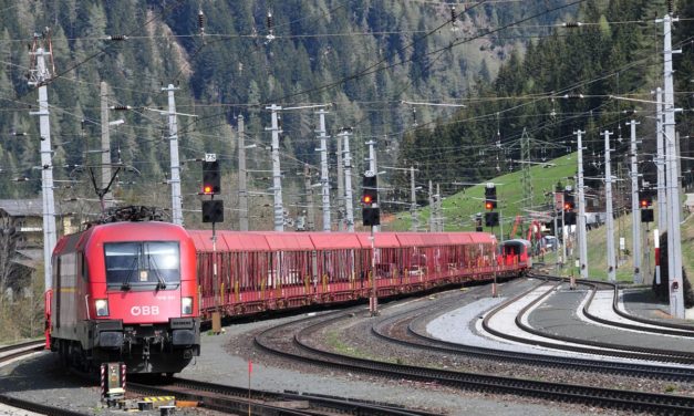 Tunnel ferroviario dei Tauri chiuso per un mese