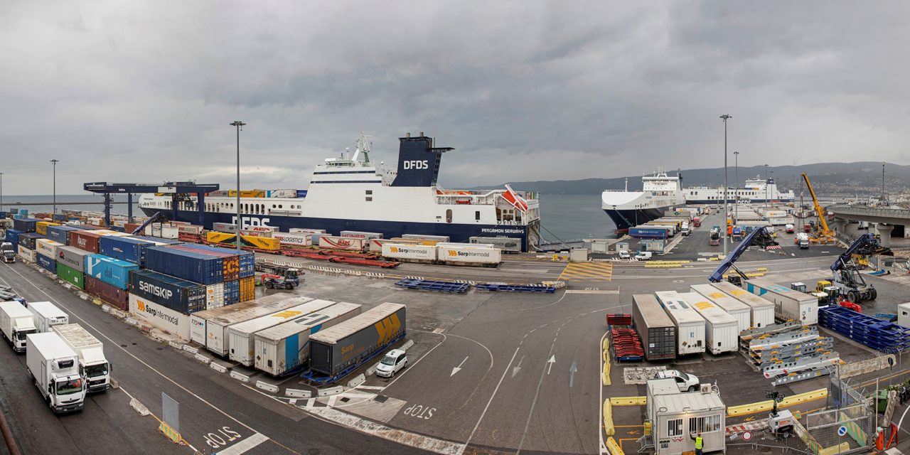 Spesso in servizio a Trieste la nave “liberata” dalla Marina<h2 class='anw-subtitle'>La Galata Seaways è un Ro-Ro del Gruppo DFDS che a Trieste gestisce le rotte dell'Autostrada del mare con la Turchia</h2>