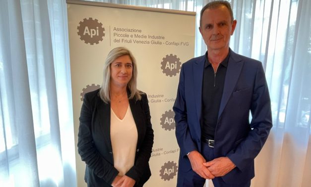 Trasporti e logistica: Regione Fvg affianca operatori per superare criticità<h2 class='anw-subtitle'>Incontro tra assessore Amirante e Confapi: Motorizzazione civile, collegamenti e rapporti con lo Stato tra i temi caldi</h2>