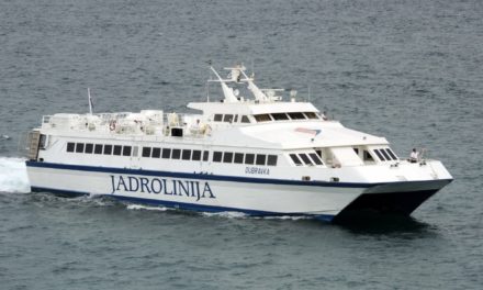 Croazia, nuovo catamarano tra Fiume e Zara<h2 class='anw-subtitle'>Partita la stagione turistica sulle isole e “Rabska plovidba” festeggia i sessant'anni dalla nascita</h2>