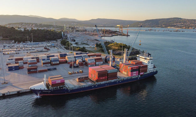 MSC vuole comprare (fino al 49,9%) Hamburger Hafen und Logistik (HHLA)