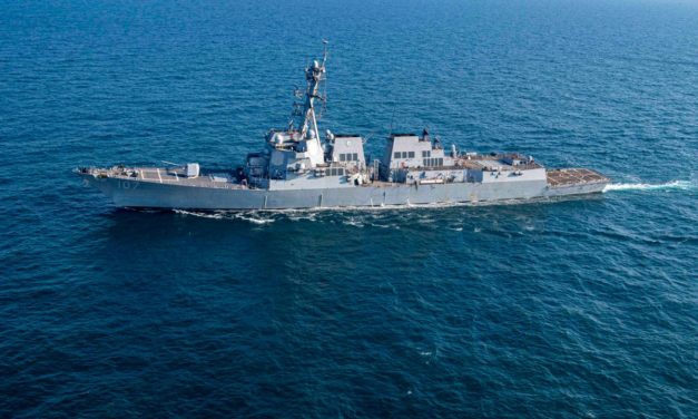 Mar Rosso, ancora attacchi Houthi e interventi US Navy<h2 class='anw-subtitle'>Gli Stati Uniti potrebbero intervenire nello Yemen per proteggere le rotte che attraversano il Canale di Suez</h2>