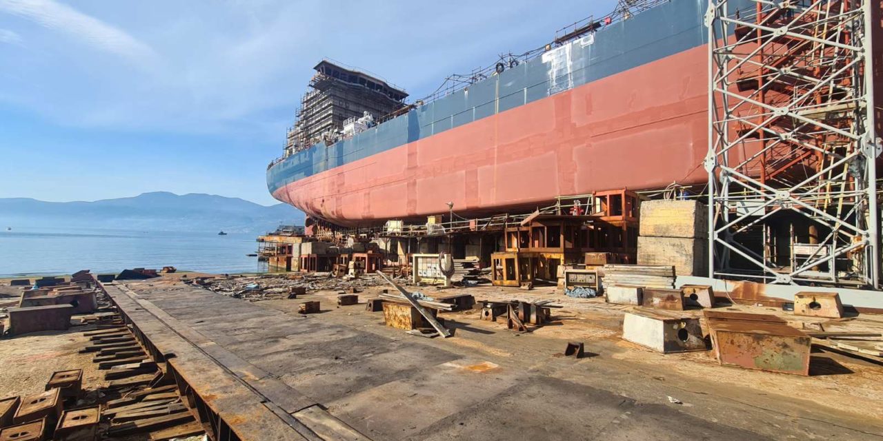 Il cantiere “3 Maggio” di Fiume ha varato l’Endeavour<h2 class='anw-subtitle'>Folto pubblico alla cerimonia per la portarinfuse, alla presenza del premier Plenković</h2>