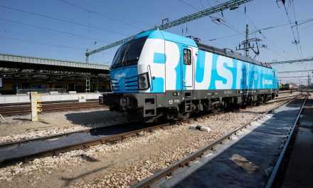 Ad HHLA il 51% di Roland, operatore intermodale anche a Trieste e Capodistria<h2 class='anw-subtitle'>Titzrath, Ceo di HHLA: «Aggiunta straordinaria ai nostri servizi e per rafforzare collegamento tra Amburgo e Austria».</h2>