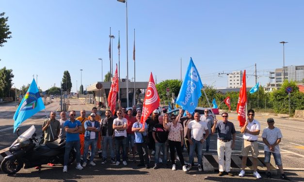 Sciopero porti, anche a Venezia adesione record<h2 class='anw-subtitle'>Sindacati: «Necessario recupero salariale e regole stringenti su salute e sicurezza»</h2>
