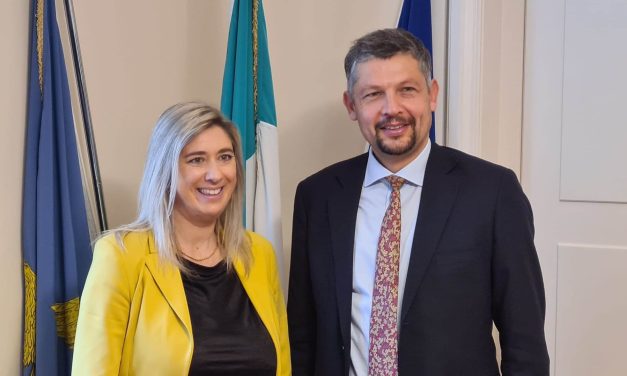 Fvg e Provincia Bolzano, allo studio collaborazione per treni merci<h2 class='anw-subtitle'>Incontro a Trieste tra i responsabili dei Trasporti: visita a porto e infrastrutture ferroviarie</h2>