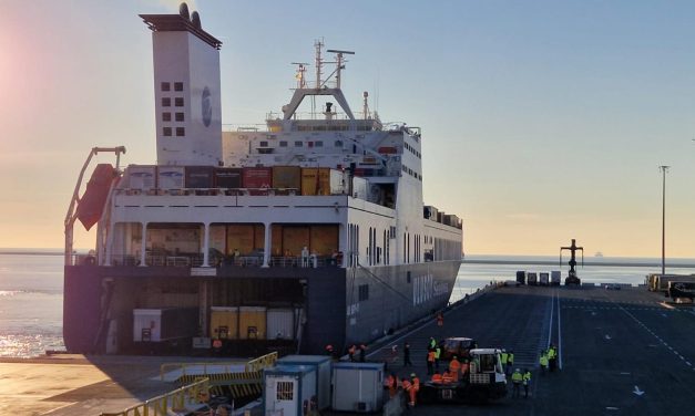Attività a pieno ritmo nel nuovo terminal Timt del porto di Trieste<h2 class='anw-subtitle'>Inaugurata anche una sala di accoglienza per i camionisti turchi dell'Autostrada del mare</h2>