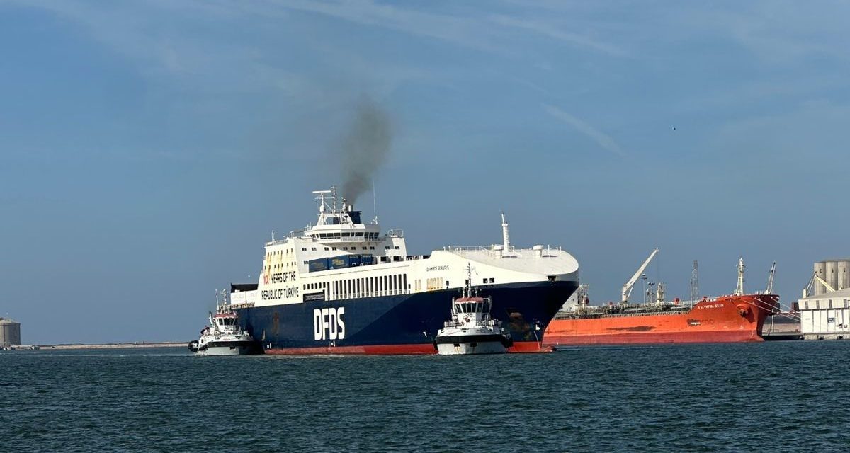 Linea Damietta-Trieste: inaugurazione ufficiale<h2 class='anw-subtitle'>Oggi in Egitto la cerimonia per il nuovo servizio Ro-Ro. Ambasciatore Quaroni: «Ponte commerciale tra Europa, Africa e Medio Oriente»</h2>