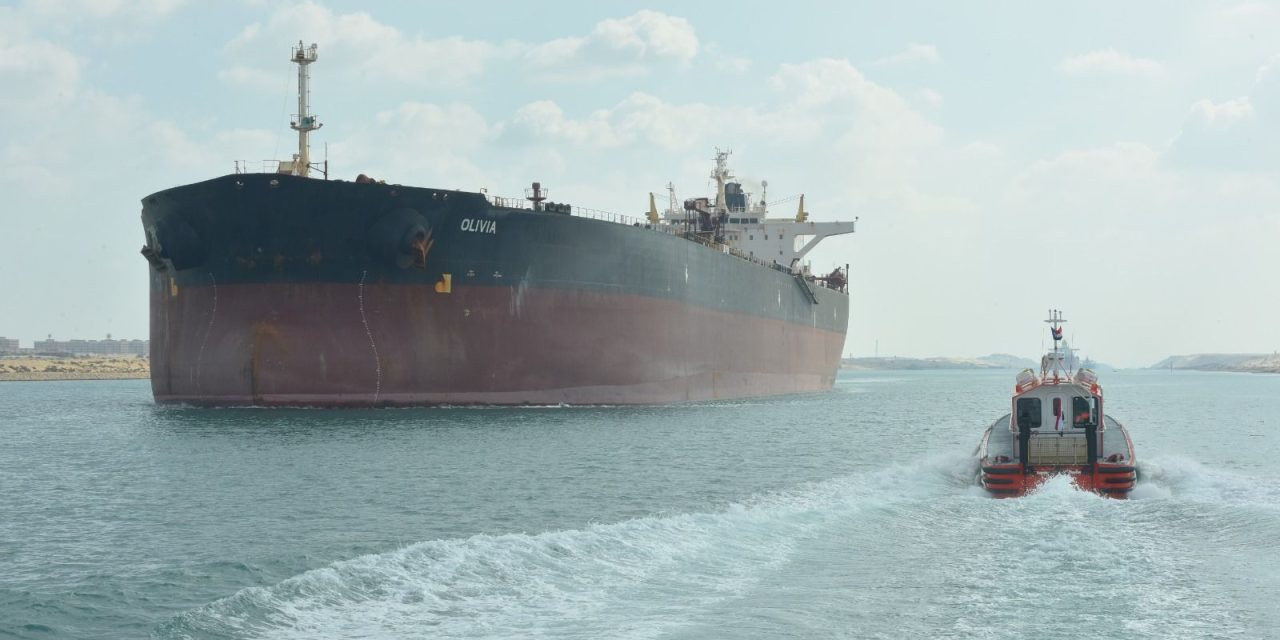 Canale di Suez, l’Egitto pensa a piattaforma per servizi logistici<h2 class='anw-subtitle'>Il Paese ha perso il 70% delle entrate derivanti dai passaggi di navi, a causa della guerra a Gaza</h2>