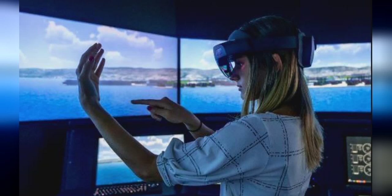Cetena (Fincantieri) presenta X-Bridge a Euronaval<h2 class='anw-subtitle'>Il sistema utilizza proiezioni olografiche per visualizzare rapidamente informazioni di navigazione</h2>