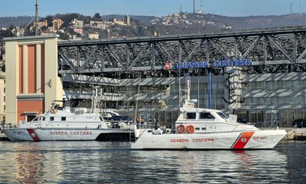Sorveglianza ambiente: accordo Regione Fvg-Guardia costiera<h2 class='anw-subtitle'>Nel protocollo anche la collaborazione per i controlli su trasporti transfrontalieri di rifiuti e infriltrazioni crimilnalità organizzata</h2>