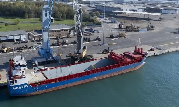 Project cargo, ancora operazioni delicate per FHP a Monfalcone<h2 class='anw-subtitle'>Nei giorni scorsi due sbarchi complessi portati a termine utilizzando gru di bordo e di banchina</h2>