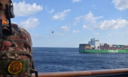 Esercitazione Marina militare-Italia Marittima<h2 class='anw-subtitle'>Simulato carico sospetto a bordo della portacontainer Ital Wit, in navigazione nel Mediterraneo orientale</h2>