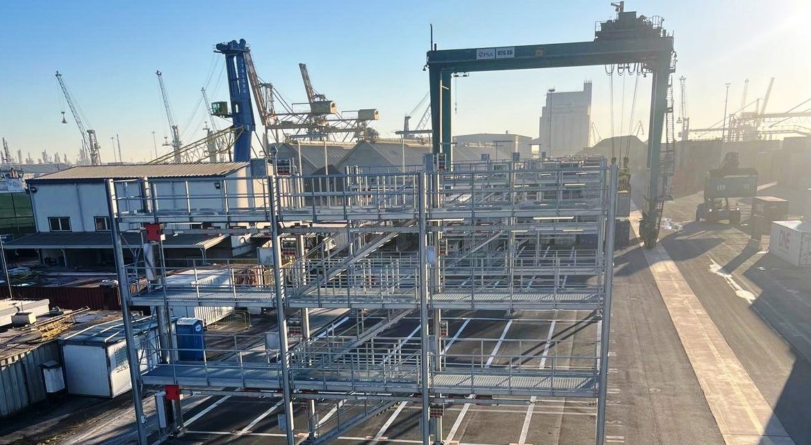 Tre nuove E-RTG per il terminal Vecon a Porto Marghera<h2 class='anw-subtitle'>Investimento da 8,5 milioni di euro per le gru da piazzale che saranno operative entro il 2026</h2>