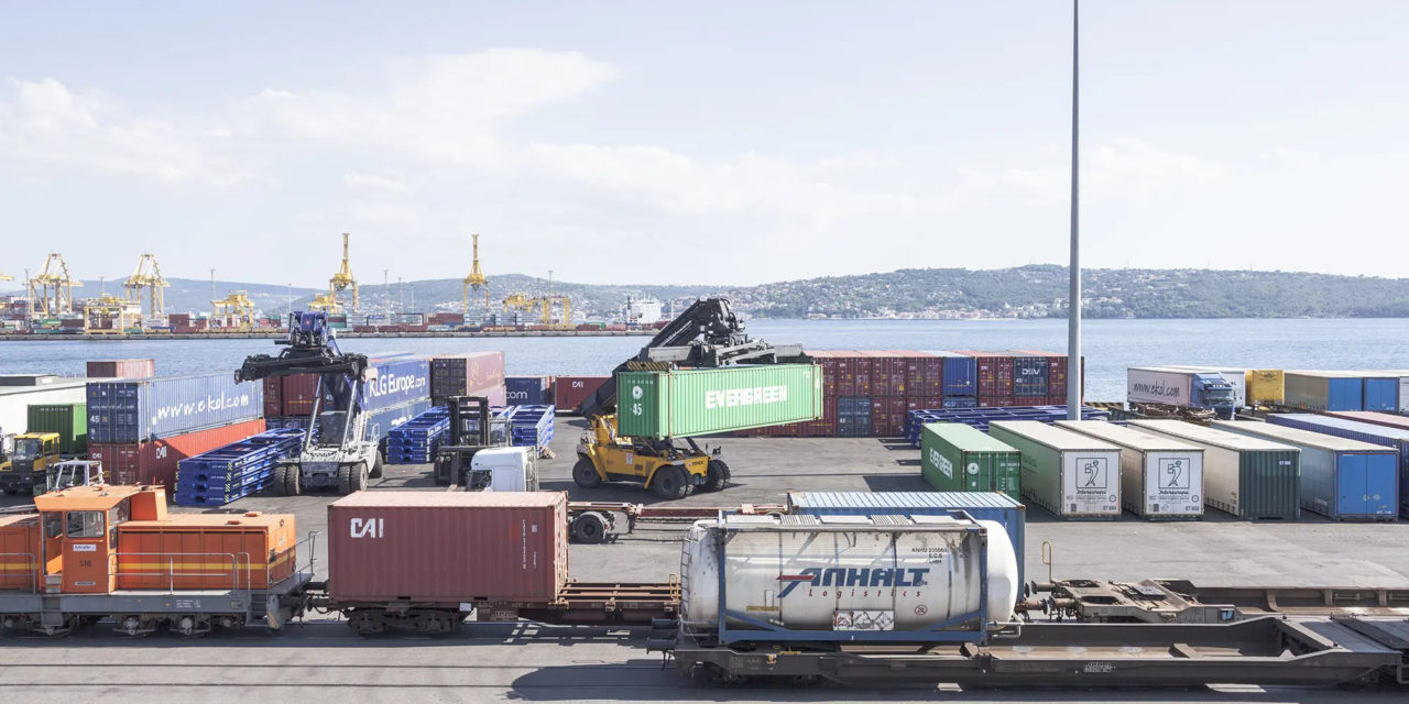 Porto di Trieste, investimenti per 280 milioni nella ferrovia<h2 class='anw-subtitle'>Più di 200 i treni che ogni settimana collegano lo scalo con le aree manifatturiere e industriali europee</h2>