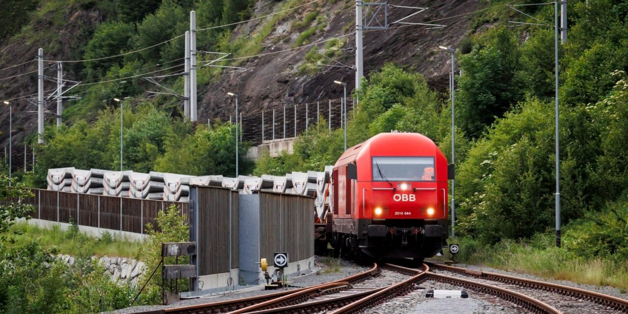 Tunnel Brennero, la “talpa” a 426 metri da fine galleria<h2 class='anw-subtitle'>La consegna dei "conci" su rotaia da parte del Gruppo ÖBB Rail Cargo eviterà 45.000 viaggi su camion</h2>