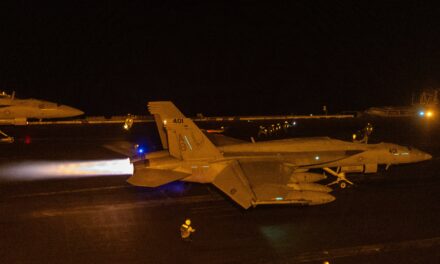 Escalation nel Mar Rosso: attacco degli Houthi alla USS Truman<h2 class='anw-subtitle'>La portaerei, presente nel golfo di Trieste nel 2022, è stata da poco protagonista della collisione con una portarinfuse</h2>