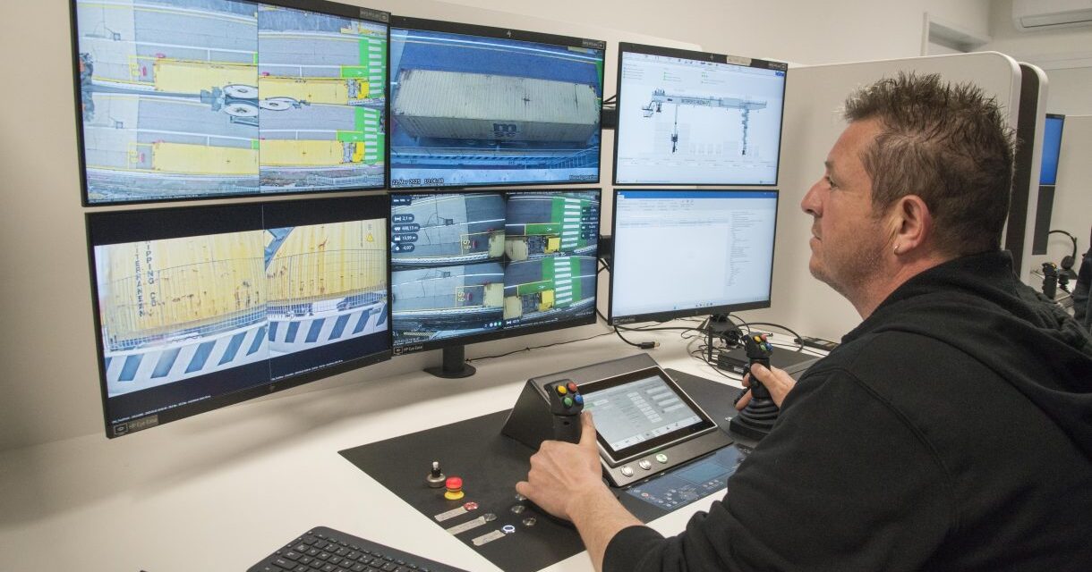 Interporto Padova testa con successo gru automatizzate<h2 class='anw-subtitle'>Gestione da remoto e intelligenza artificiale per aumentare produttività e sostenibilità, senza ridurre l’occupazione</h2>