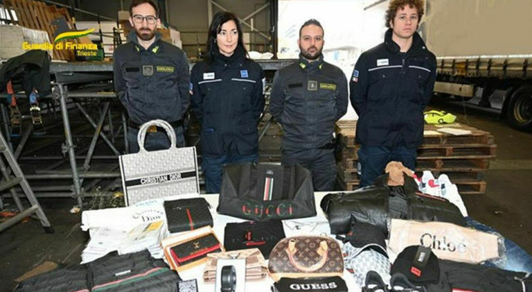 One million counterfeit items seized in Trieste<h2 class='anw-subtitle'>Operation by the Guardia di Finanza and Customs Agency: goods bound for Northern Europe</h2>