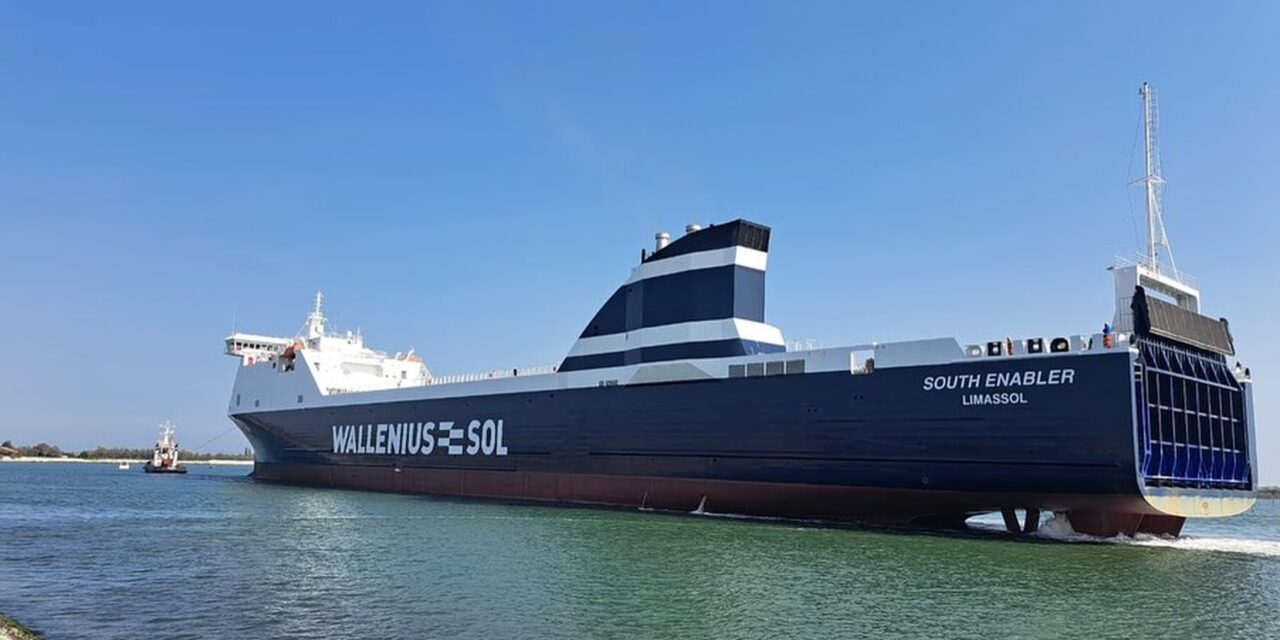 Esce in mare la Ro-Ro del Cantiere Visentini<h2 class='anw-subtitle'>Conclusi i lavori di scavo del canale navigabile del Po di Levante, ha raggiunto l'Adriatico la nave progettata da studio Naos di Trieste</h2>