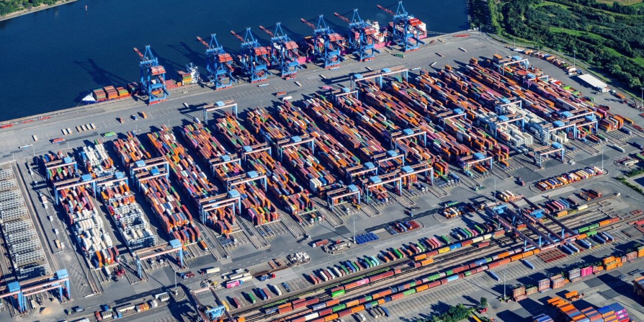 HHLA starts 2025 with strong growth in revenue and profit<h2 class='anw-subtitle'>Solid performance driven by expansion of European network and rail transport</h2>