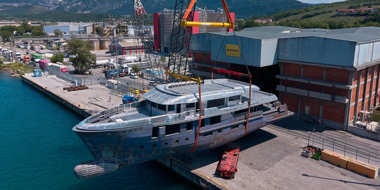 Hull of new Deep Blue superyacht launched in Trieste<h2 class='anw-subtitle'>Collaboration between CNB Ancona and the Samer Group could lead to a yachting production hub</h2>
