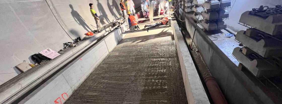 Koper–Divača, track laying begins on Lot 1<h2 class='anw-subtitle'>Works start in the Lokev tunnel, while over 7 kilometers of track have already been laid on Lot 2</h2>