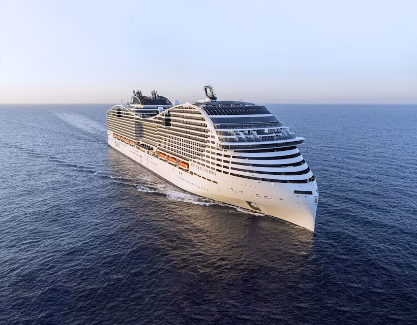 “MSC World Europa” in avaria al largo di Ponza<h2 class='anw-subtitle'>Due rimorchiatori sul posto per trainarla fino al porto di Napoli. Guardia costiera: “Situazione sotto controllo”</h2>