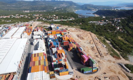 Porto di Fiume, quasi pronto il deposito di Škrljevo<h2 class='anw-subtitle'>La nuova struttura servirà ad accogliere l'aumento del traffico container, anche in vista di Rijeka Gateway</h2>