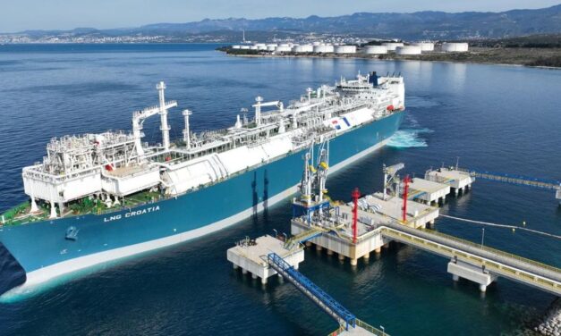 Rigassificatore Veglia (Croazia): nave FSRU di nuovo al suo posto<h2 class='anw-subtitle'>La parte fondamentale del terminal è reduce da un upgrade eseguito in Turchia</h2>