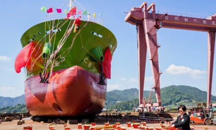 Cosulich vara in Cina prima bettolina al mondo a metanolo<h2 class='anw-subtitle'>La nave, progettata da SeaTech Solutions, è destinata a operare a Singapore</h2>