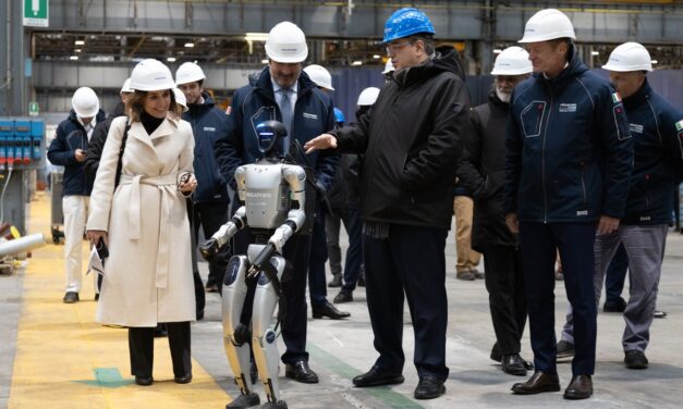 Tzitzikostas: «Cantieristica Ue deve accelerare su tecnologia e difesa»<h2 class='anw-subtitle'>Visita del Commissario europeo ai Trasporti sostenibili nello stabilimento Fincantieri di Monfalcone</h2>